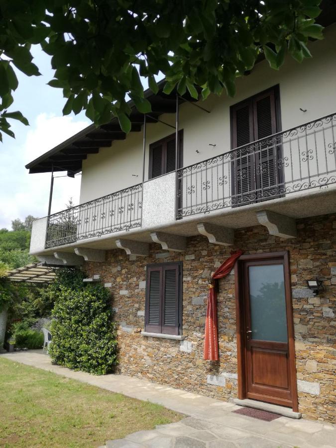 Villa Casale Cadeloro Nebbiuno Exterior foto