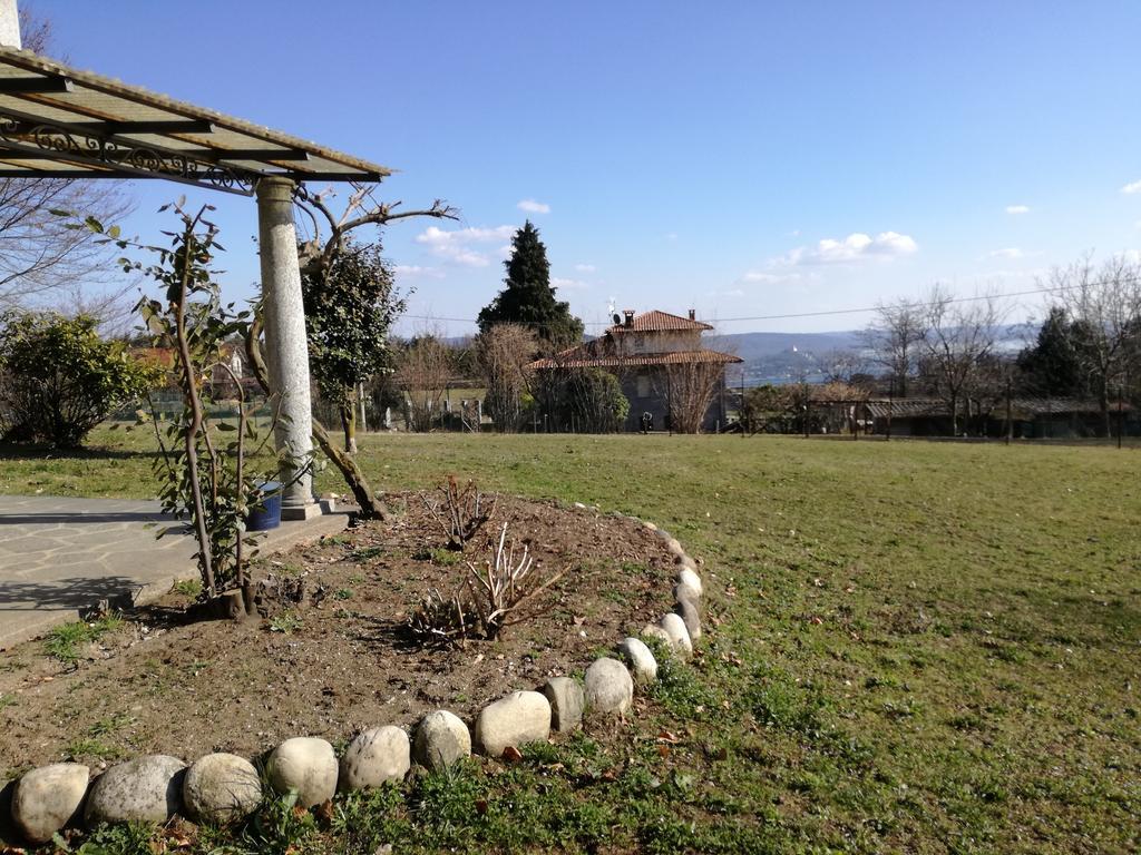 Villa Casale Cadeloro Nebbiuno Exterior foto