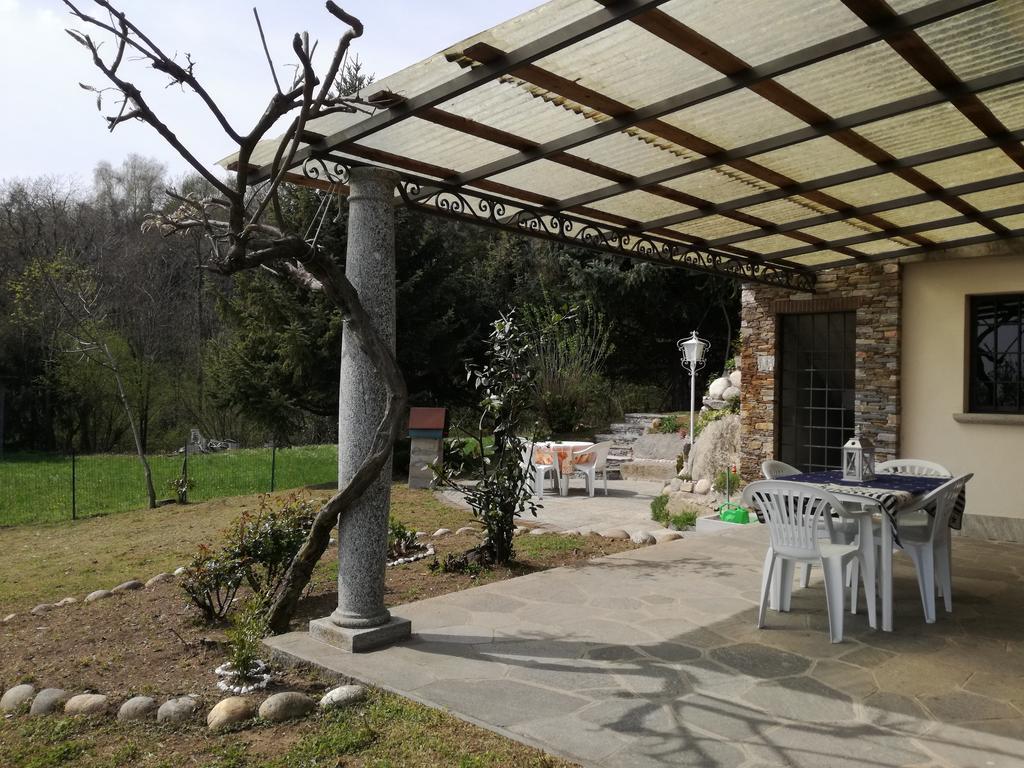 Villa Casale Cadeloro Nebbiuno Exterior foto