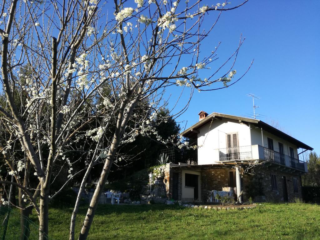 Villa Casale Cadeloro Nebbiuno Exterior foto